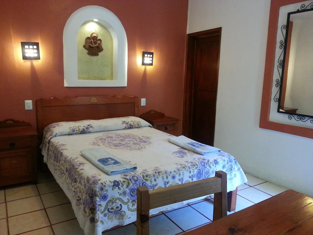 Hotel Casa Arnel Oaxaca Room photo
